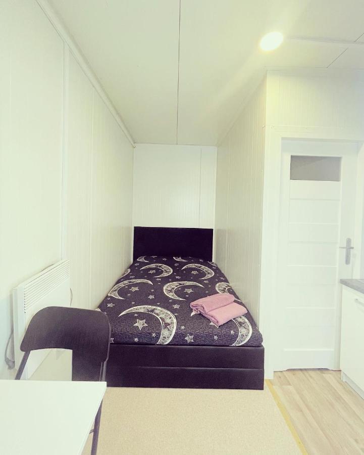 Apartamenty Modul Varsavia Esterno foto
